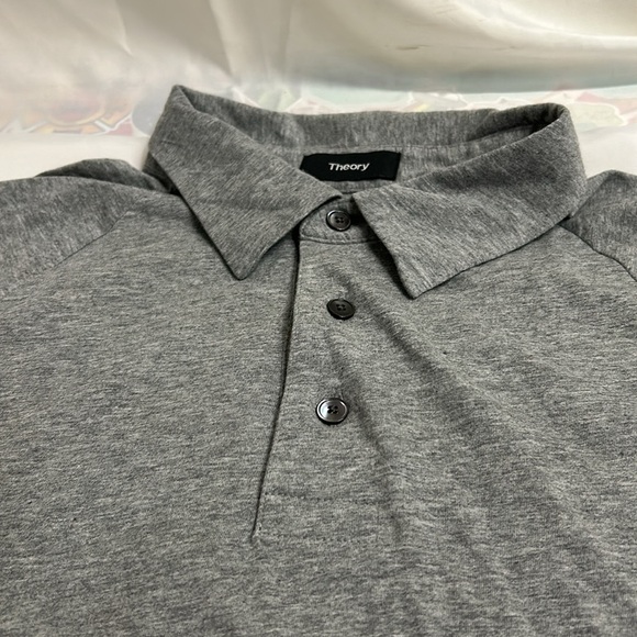 Theory 3 Button Polo Shirt with Raglan Short Sleeve. Large NWOT - Picture 4 of 6